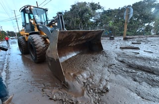 mudslide_bulldozer.jpg